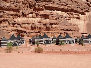 campement de touristes, Wadi Rum  • Jordanie